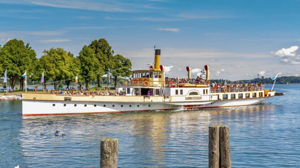 Nostalgiefahrt auf dem Raddampfer Chiemsee Schifffahrt